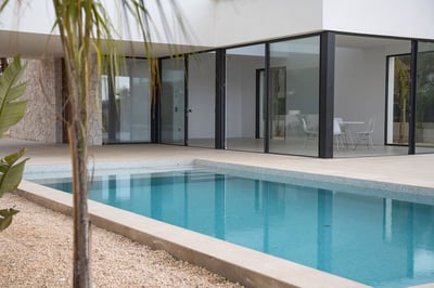 Nach Süden ausgerichtete neu gebaute Villa in Cala Pi Mallorca zu verkaufen